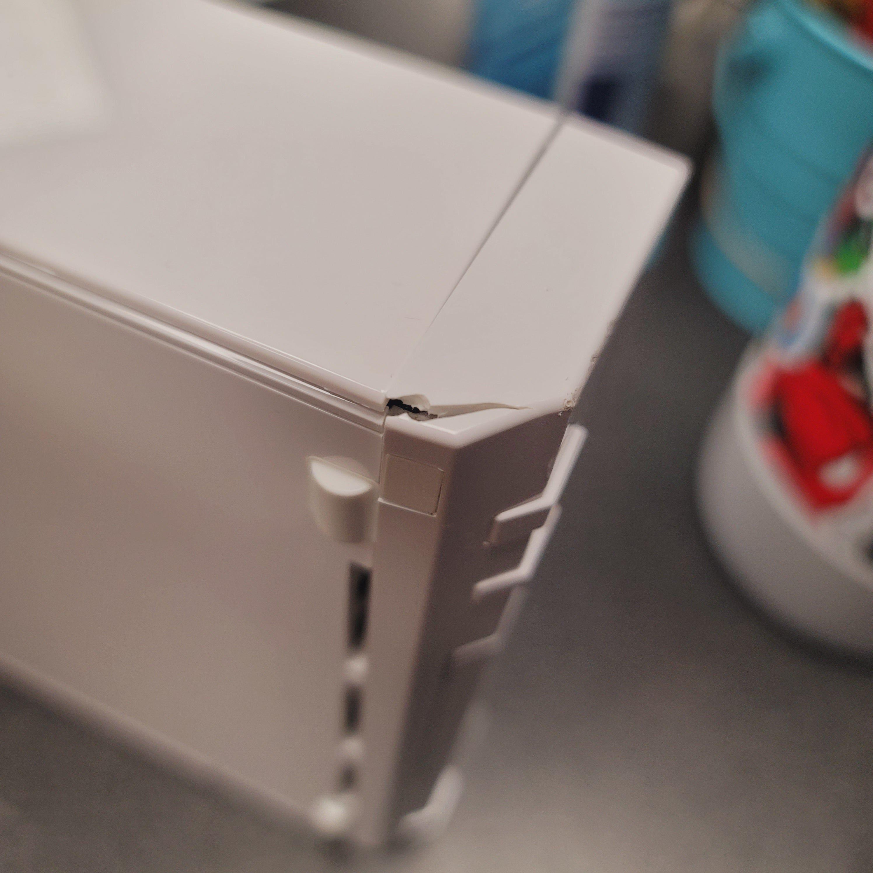 Nintendo Wii System - White Gamecube Compatible (Minor Cosmetic Damage)