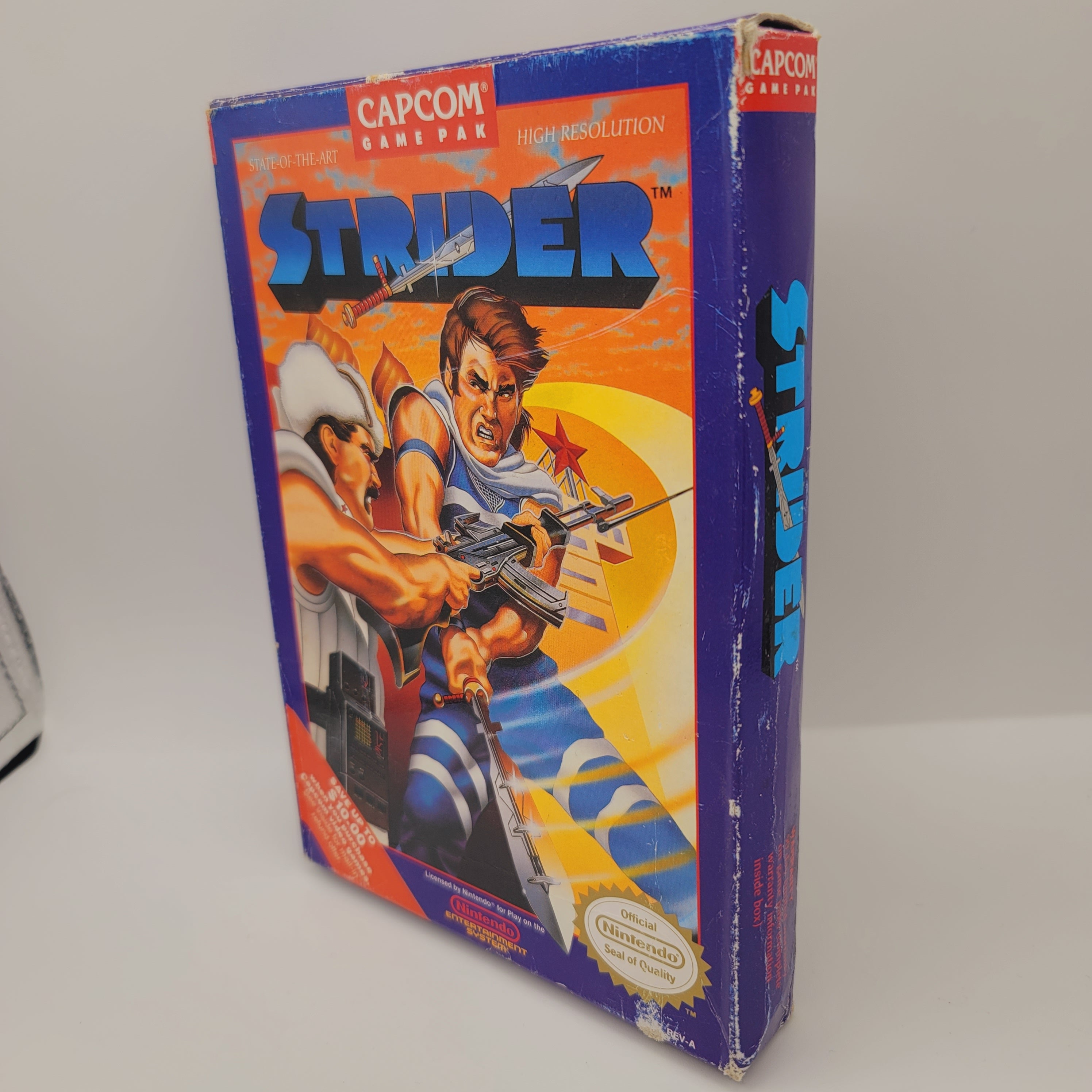 NES - Strider (Complete in Box / B / With Manual)