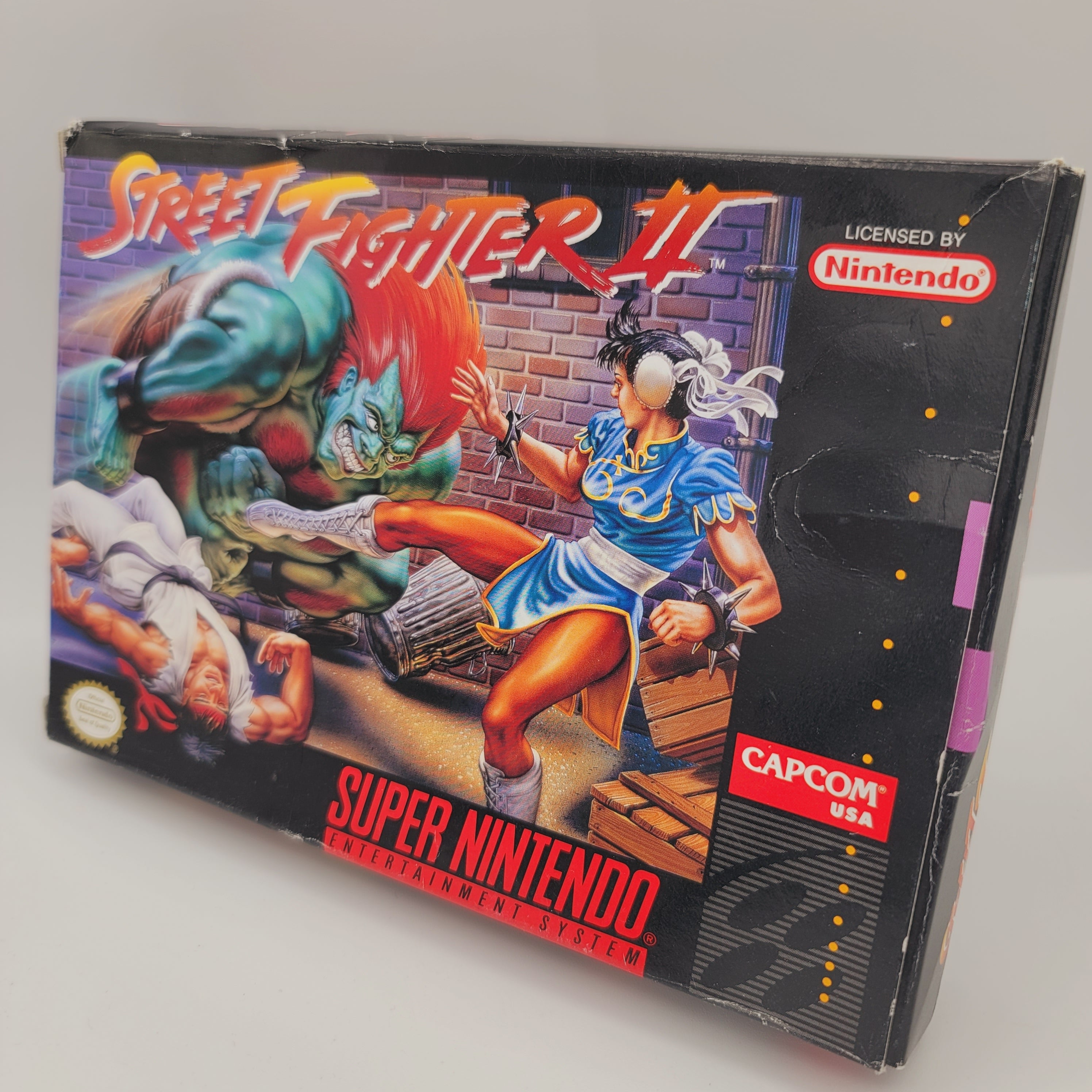 SNES - Street Fighter II (Complete in Box / B / With Manual)