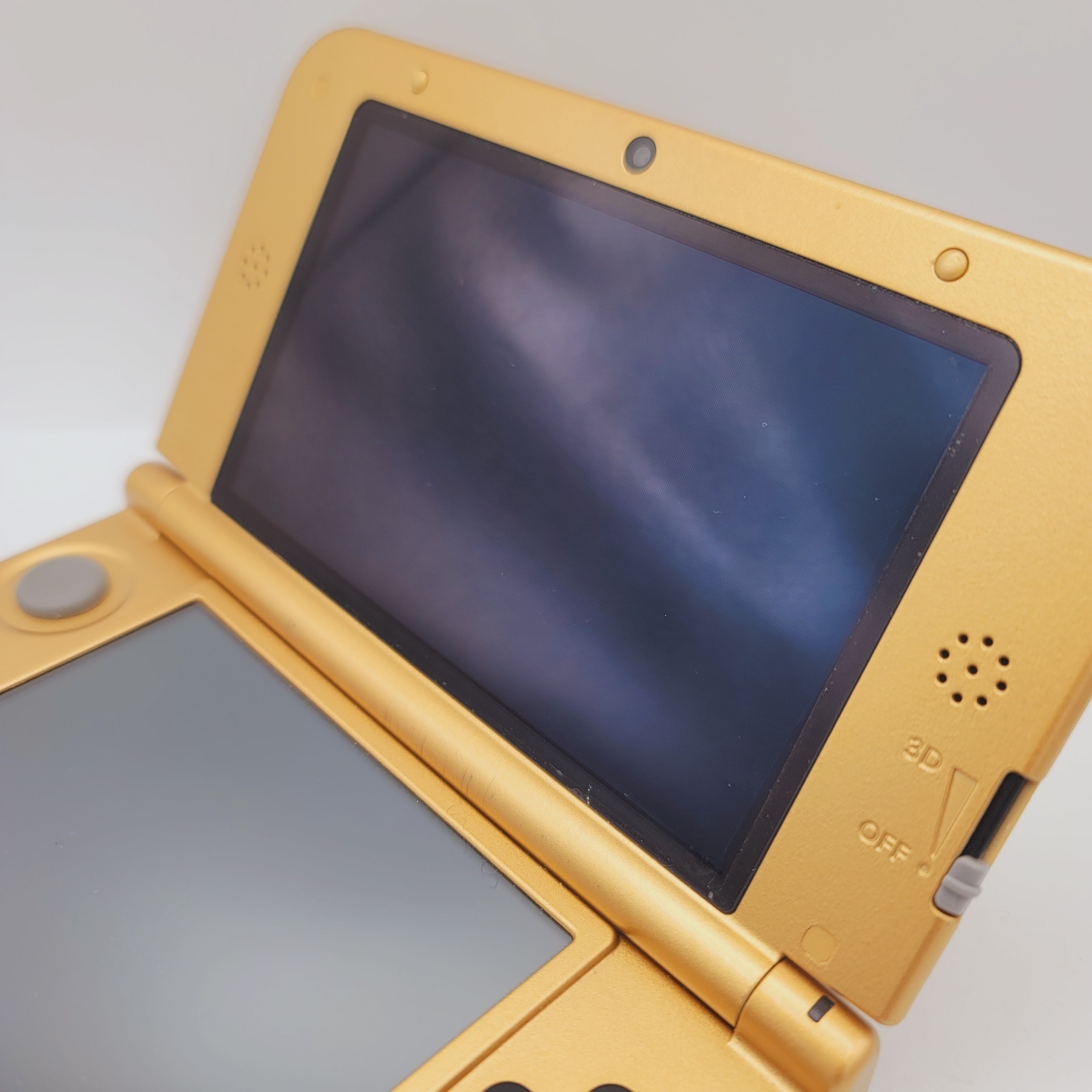 3DS XL System (The Legend of Zelda A Link Between Worlds / Complete in Box)