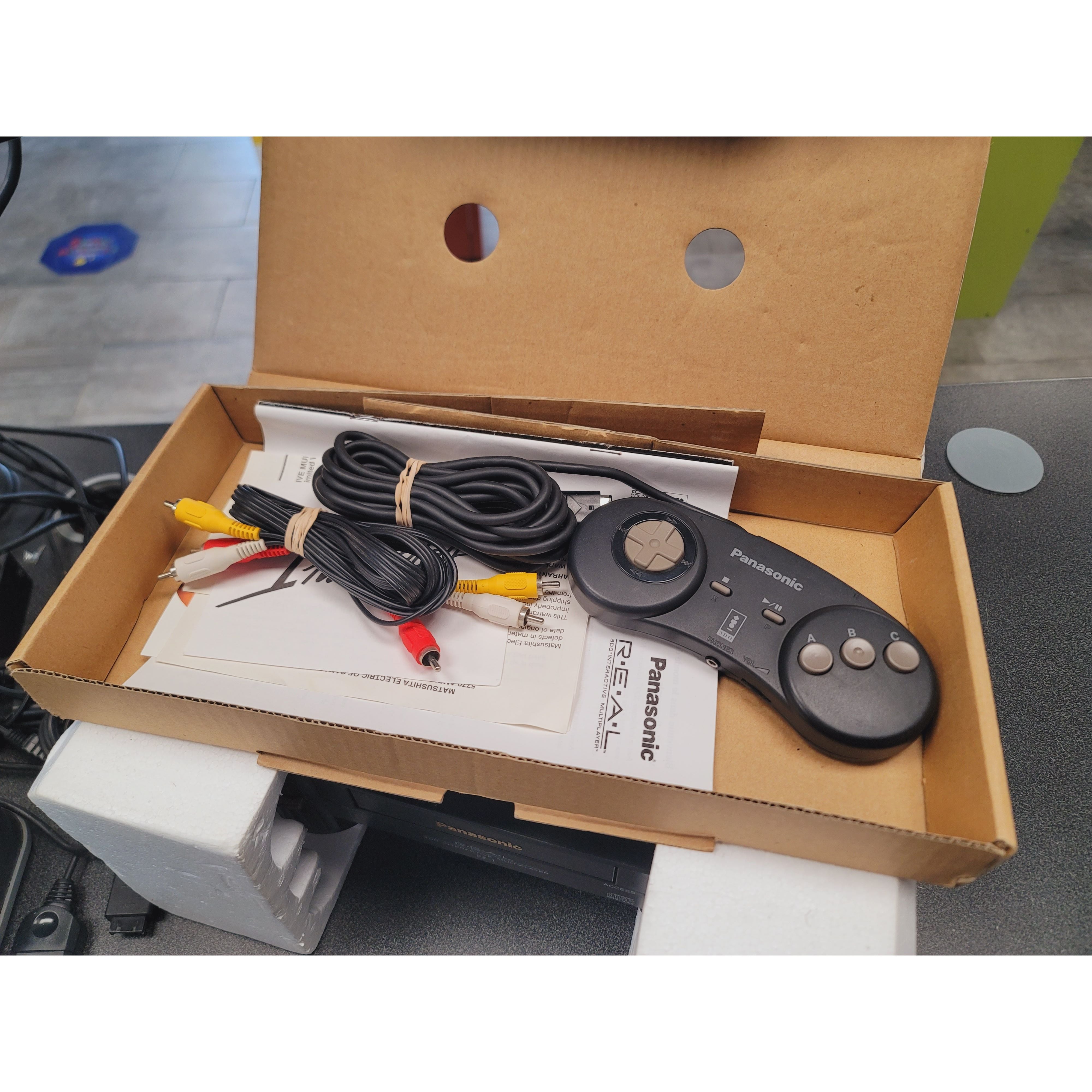 3DO System FZ-1 Model Complete in Box