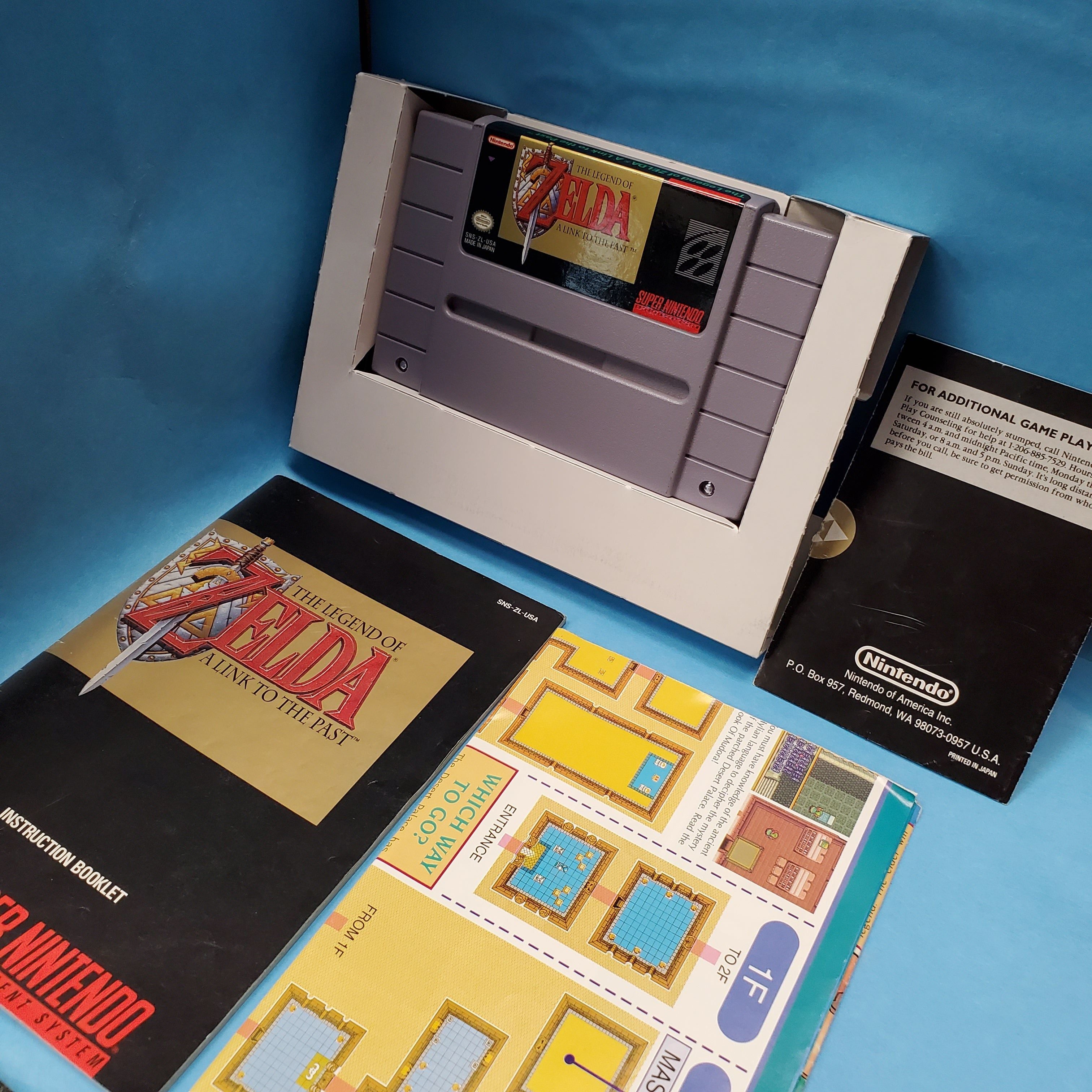 SNES - The Legend of Zelda A Link to the Past (Complete in Box A- With Manual)