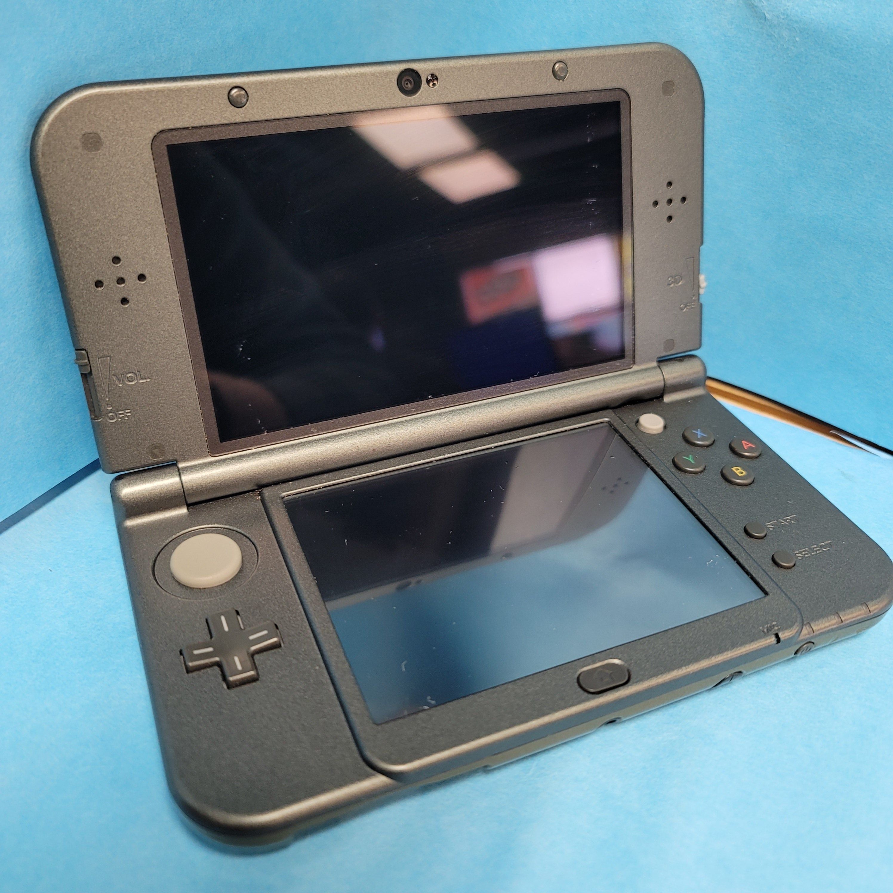 *New*  3DS XL System (Zelda Hyrule / Reduced)