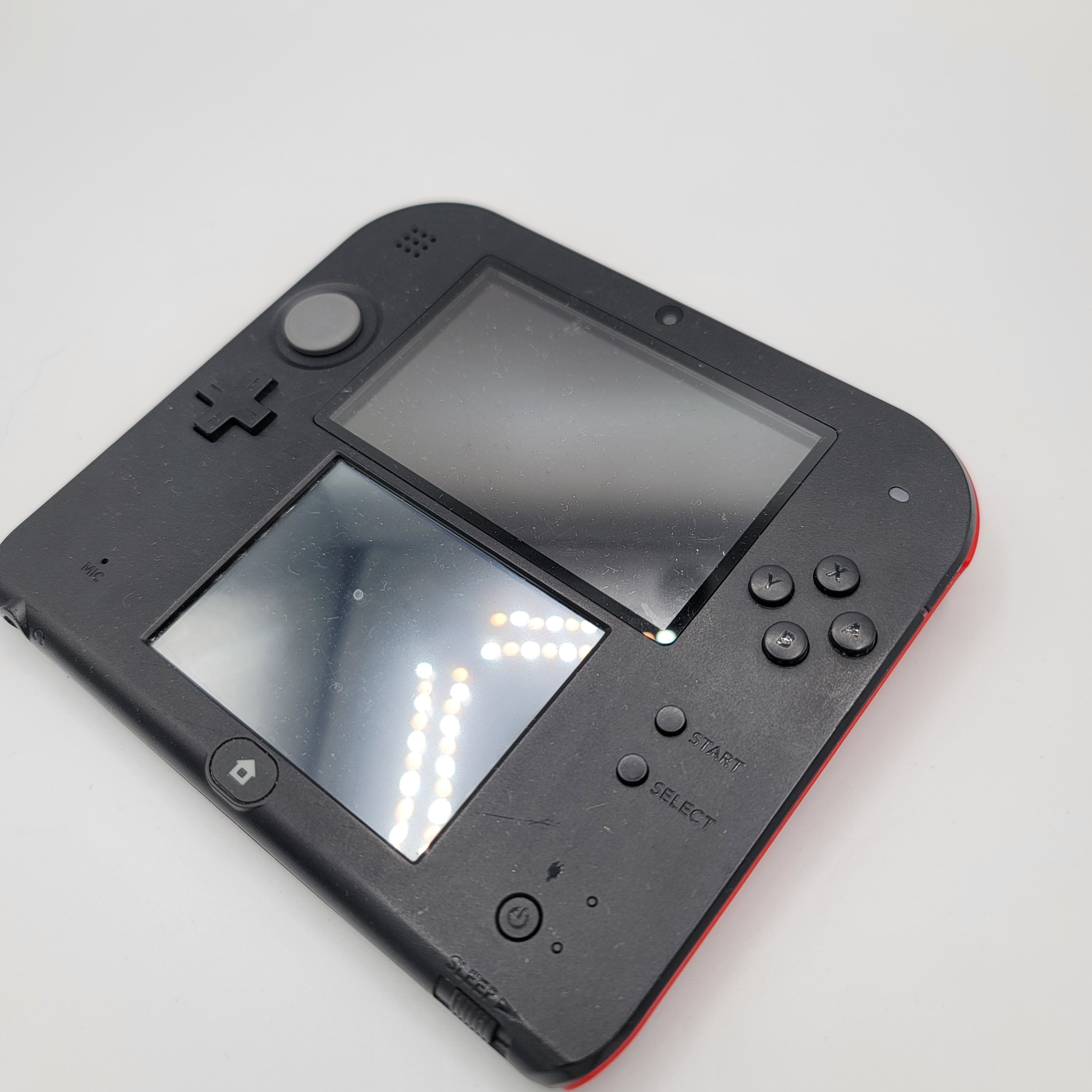 2DS System (Black & Red / Reduced)