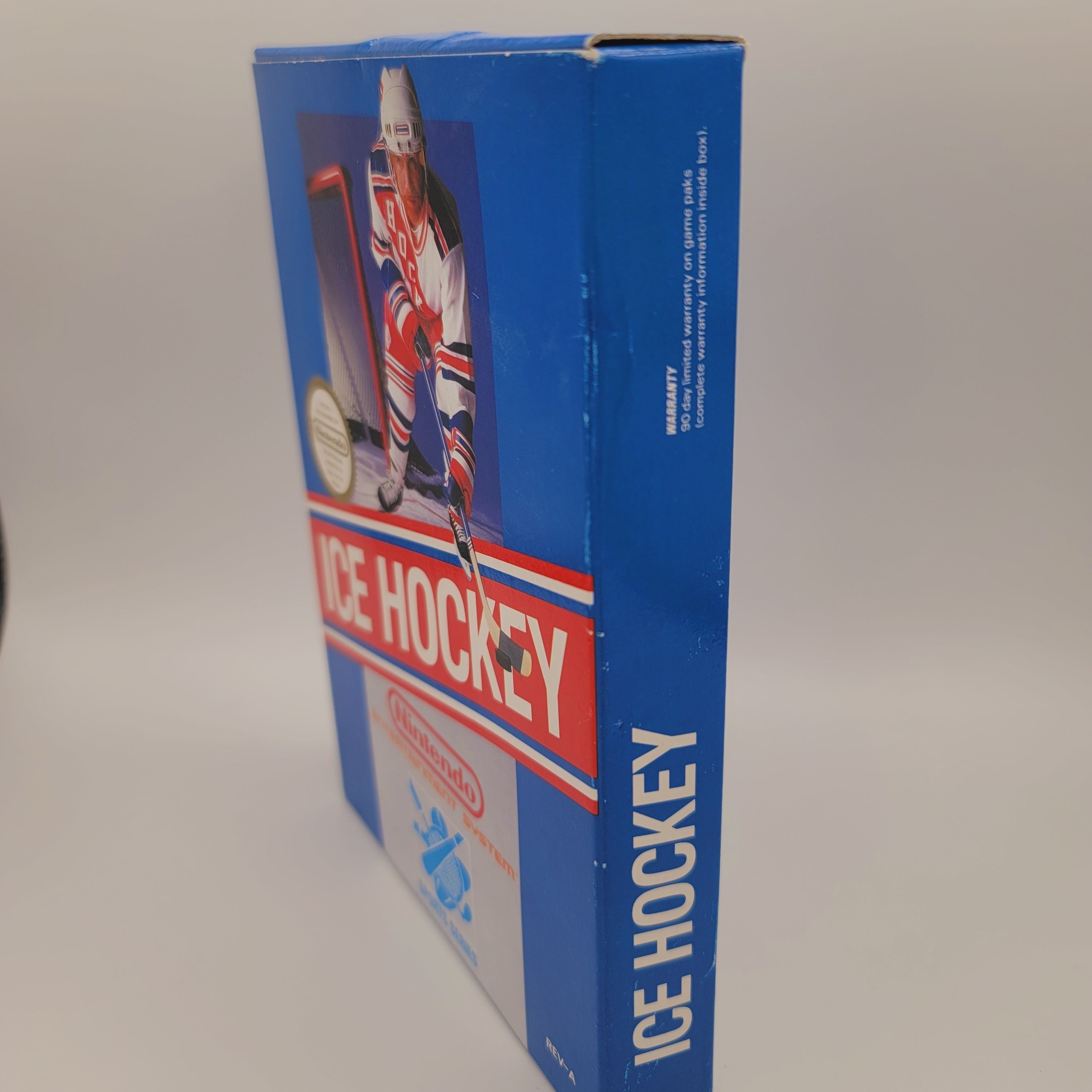 NES - Ice Hockey (Complete in Box / A / With Manual)