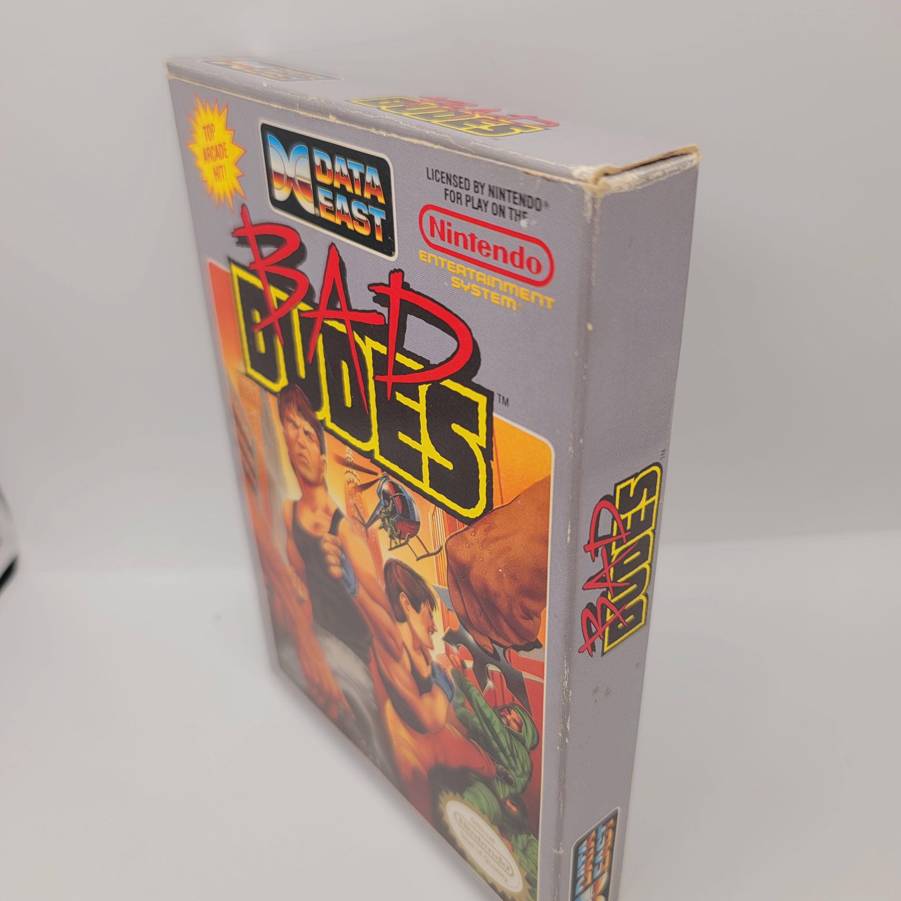 NES - Bad Dudes (Complete in Box / A / With Manual)