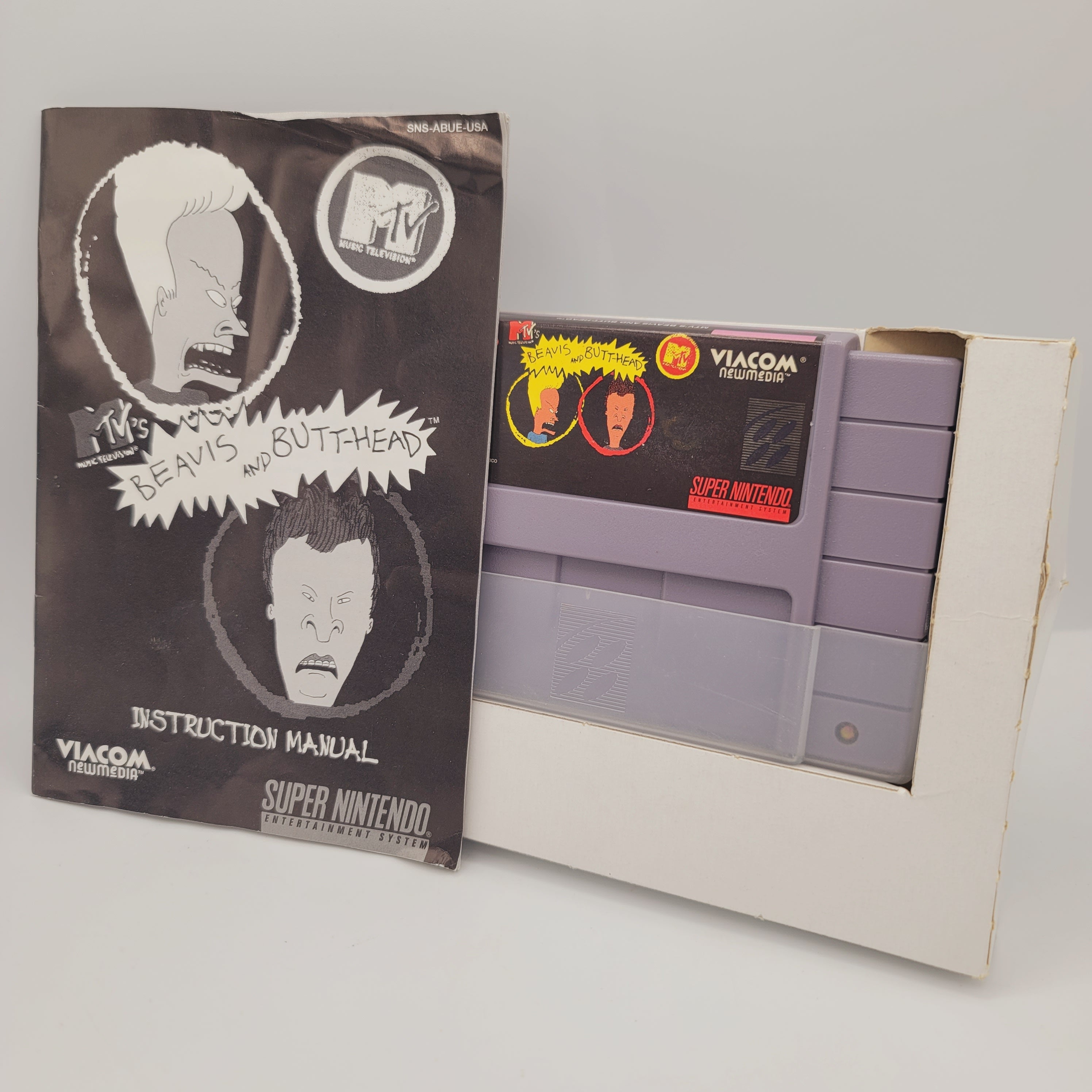 SNES - MTV's Beavis and Butt-Head (Complete in Box / A / With Manual)