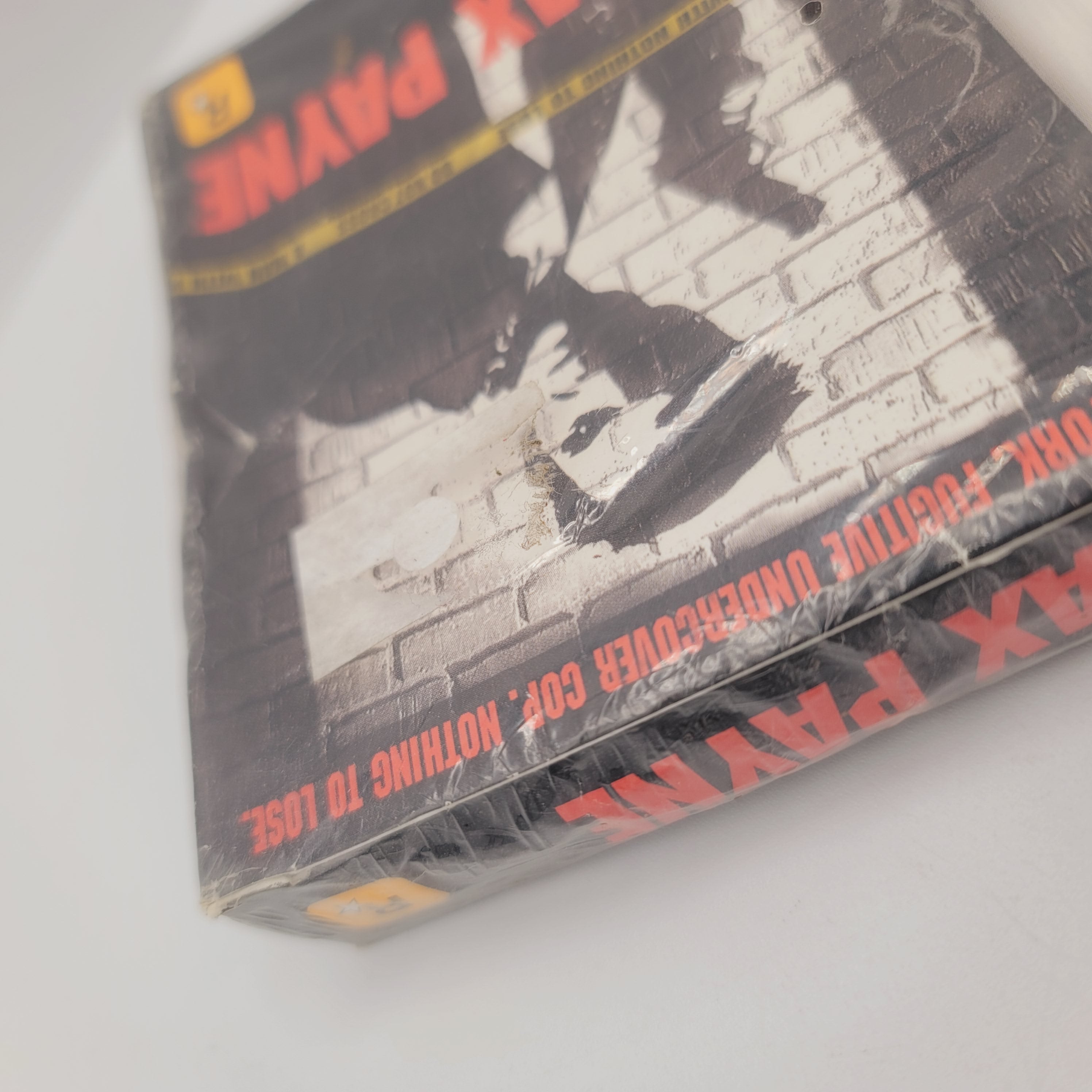 GBA - Max Payne (Complete in Box / Sealed / Worn)